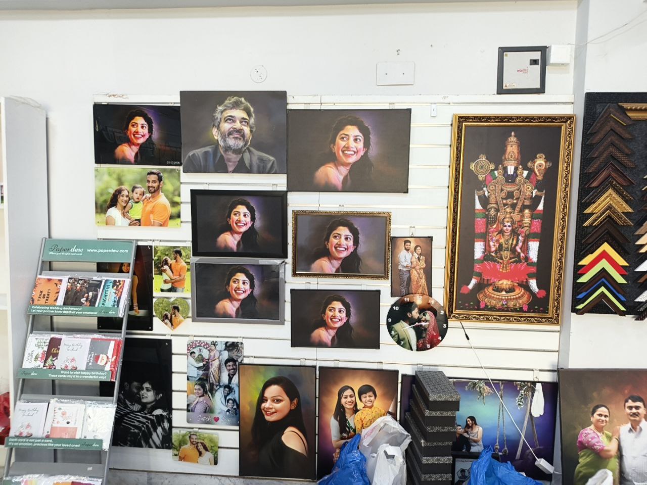 Professional photo frames Hyderabad